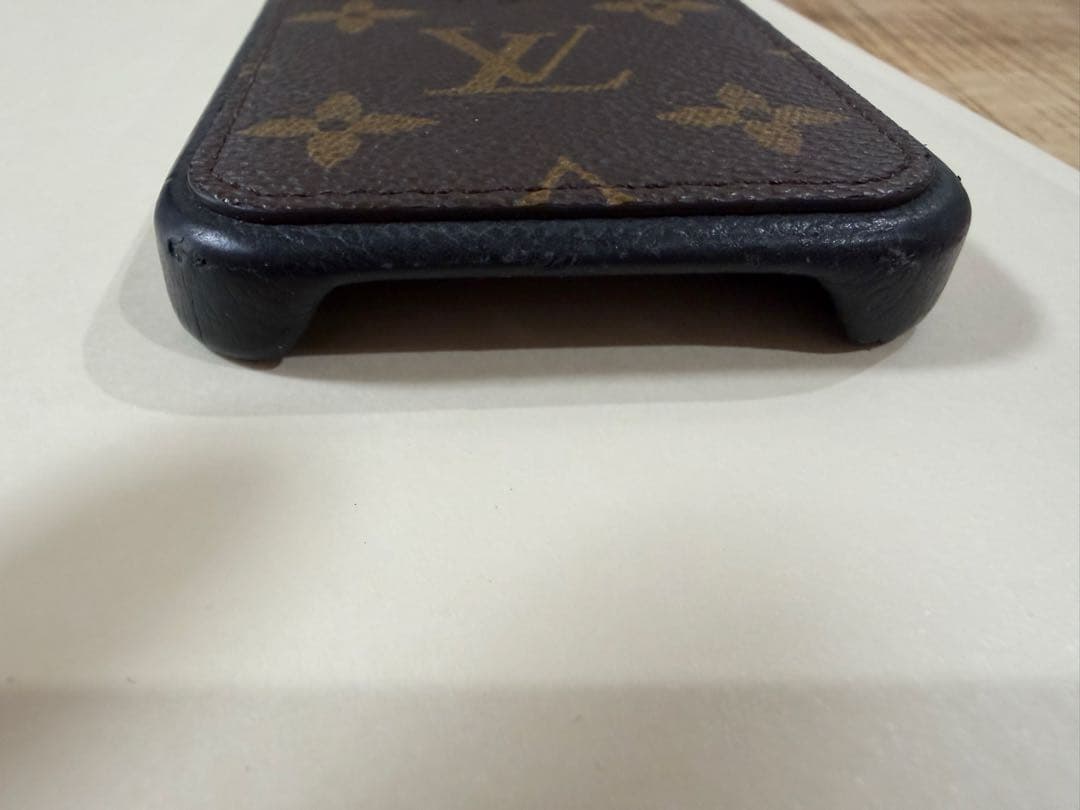 LOUIS VUITTON iPhone 15 Pro ケース