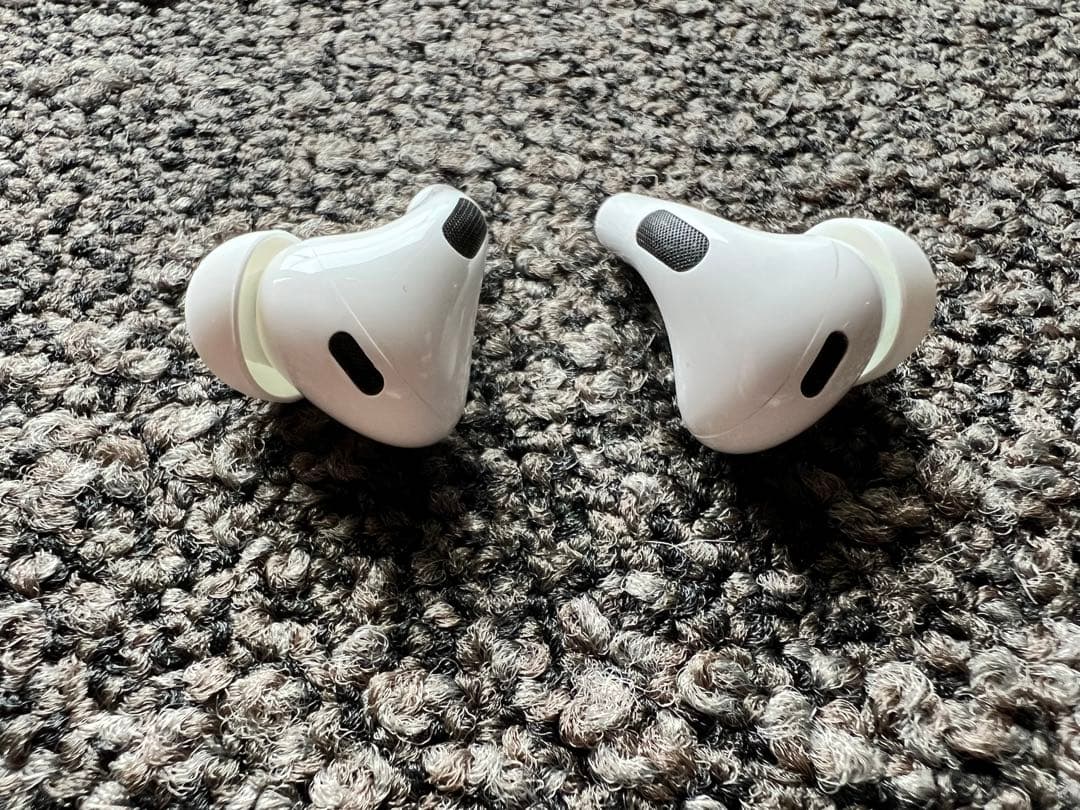 Apple Airpods Pro (第2世代)　MQD83J/A