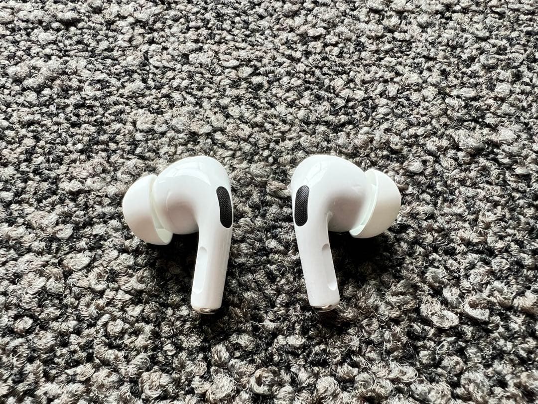 Apple Airpods Pro (第2世代)　MQD83J/A