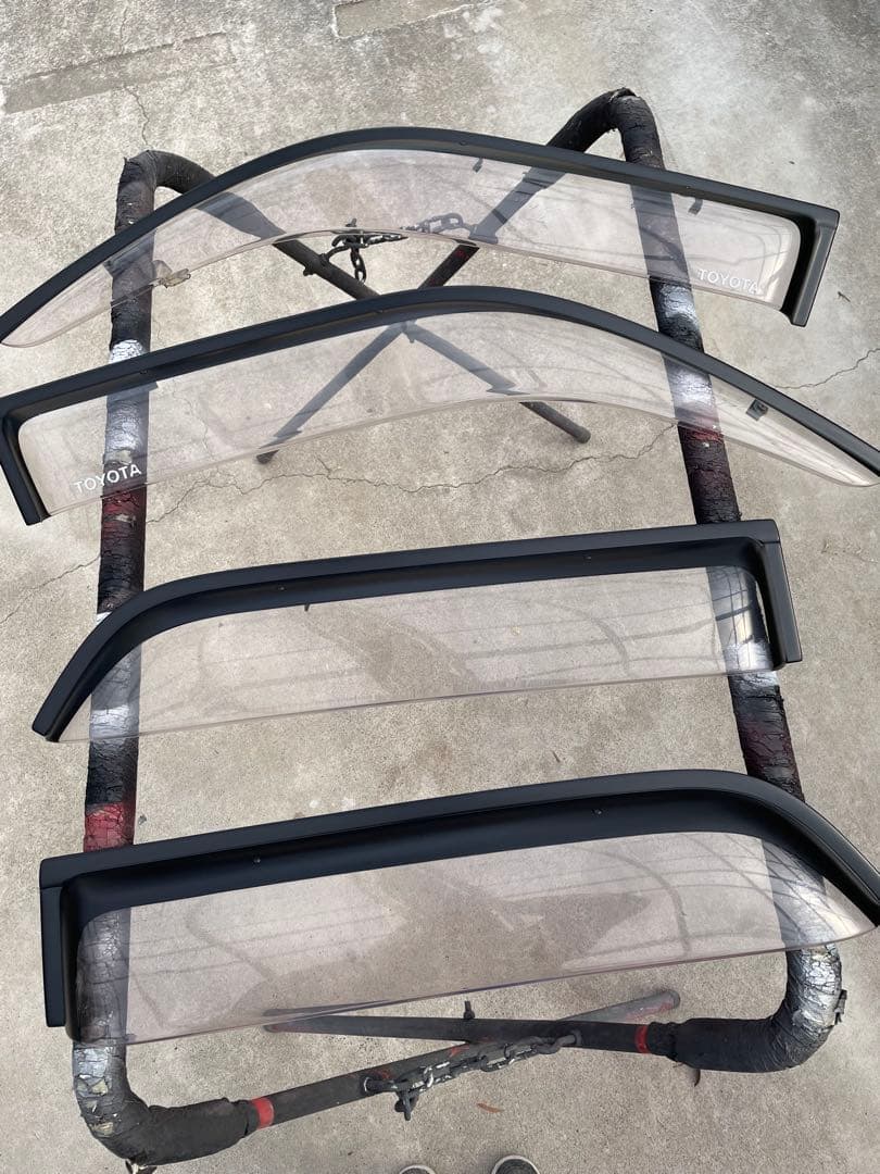 ハイラックスサーフ185 ドアバイザー