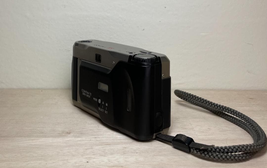 CONTAX T2 コンタックス フィルムカメラ