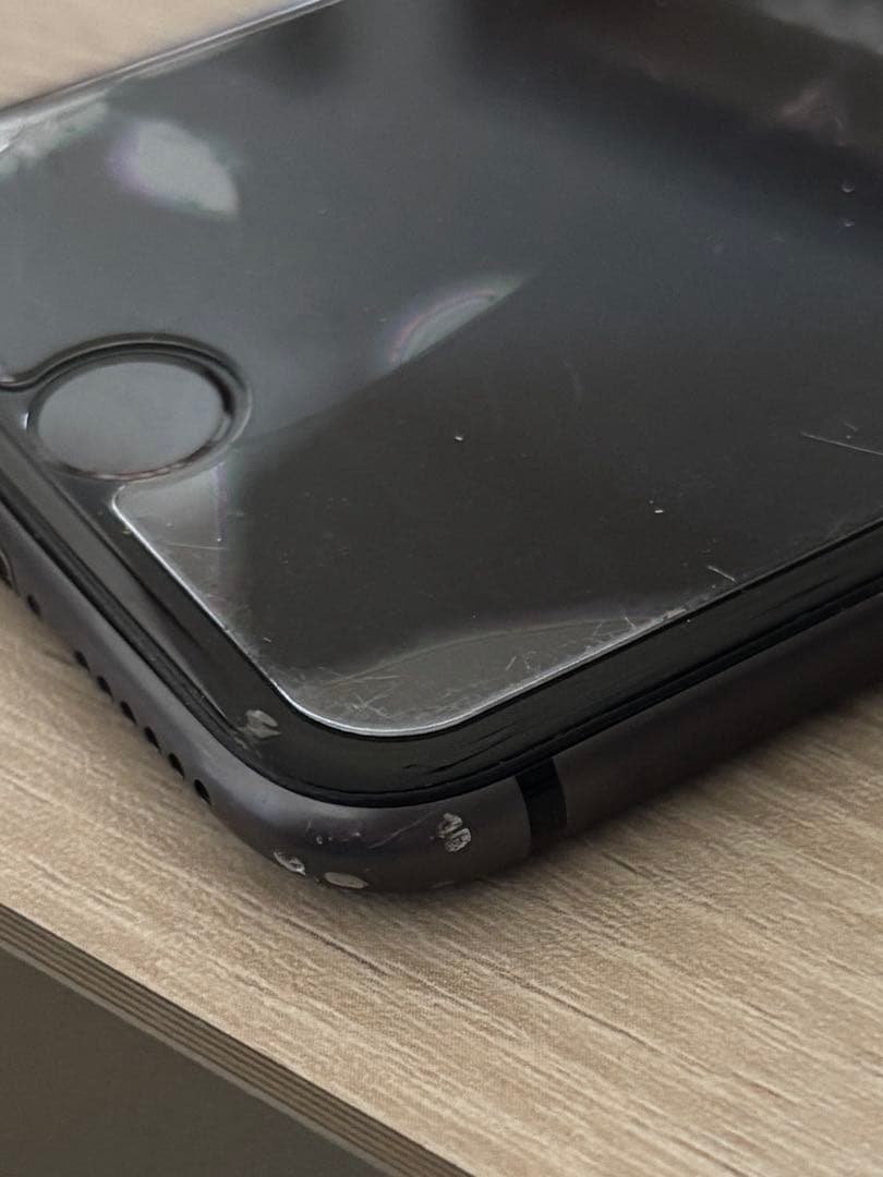 Apple iPhone 8 ブラック 本体