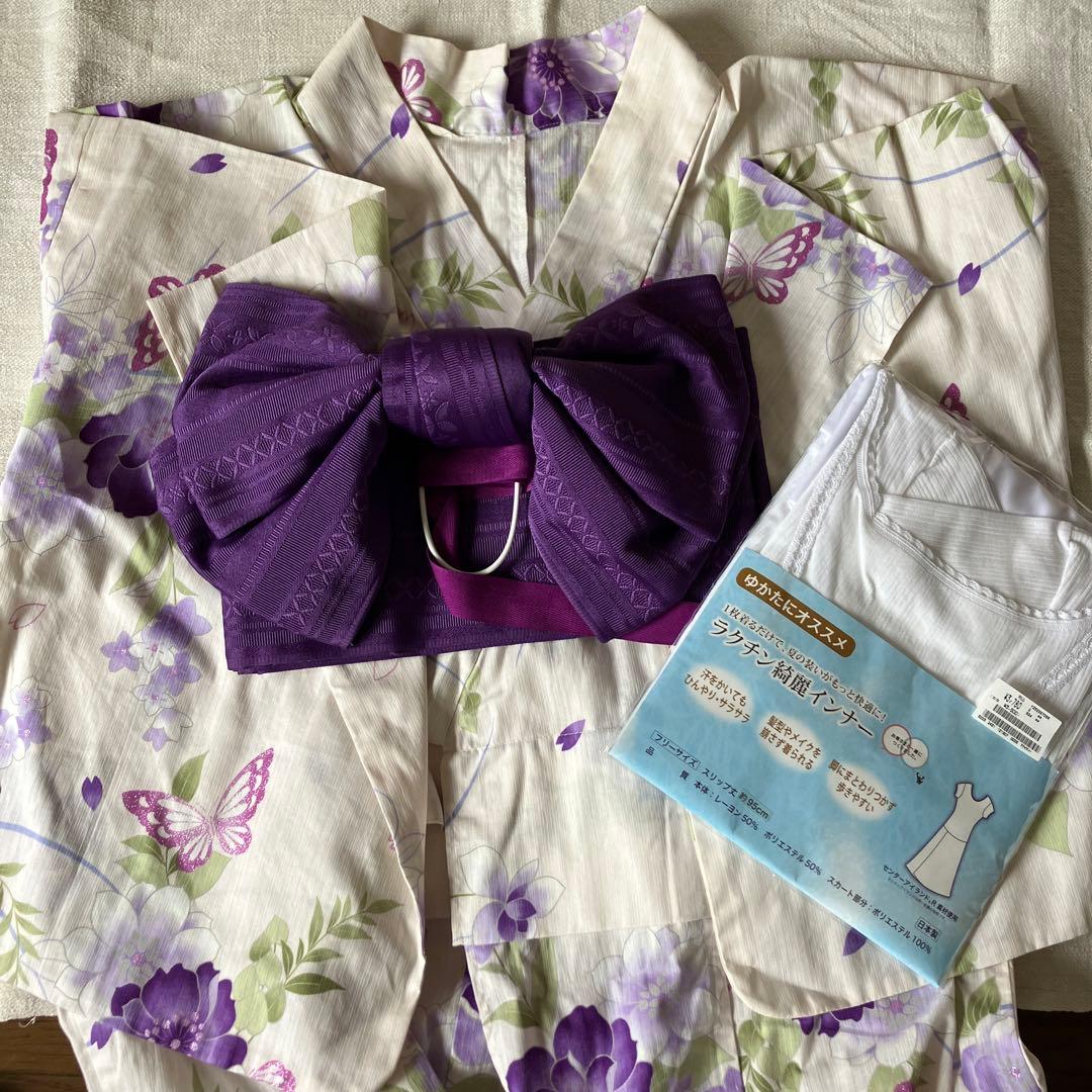 未使用　マルイ浴衣・帯.インナー3セット 肌映えの生成色に紫の蝶と花柄　Mサイズ