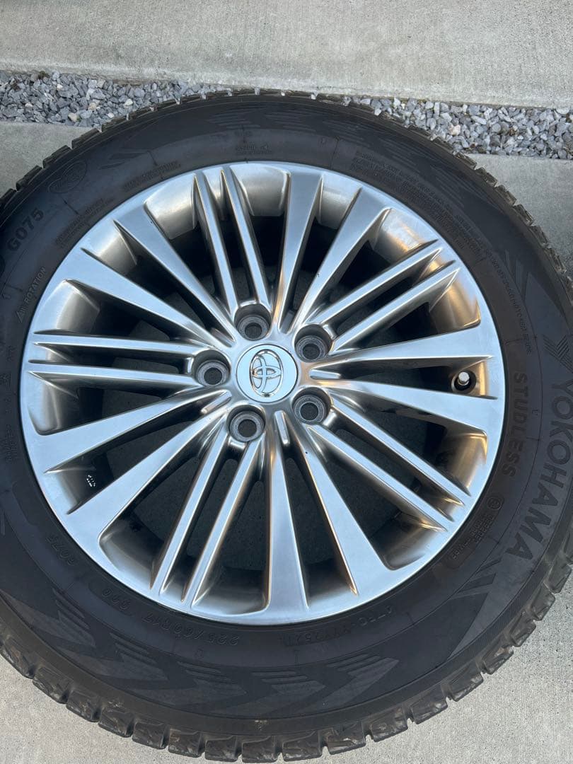 アルファード30系　スタッドレス