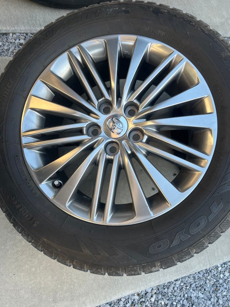 アルファード30系　スタッドレス