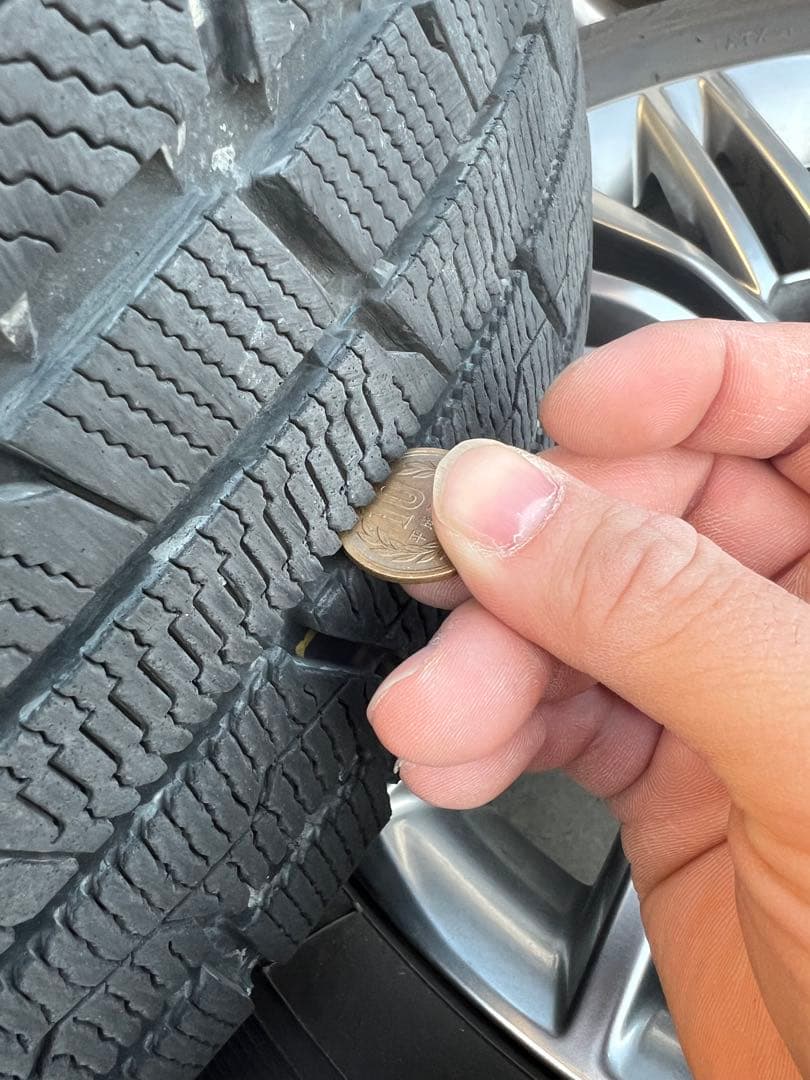 アルファード30系　スタッドレス