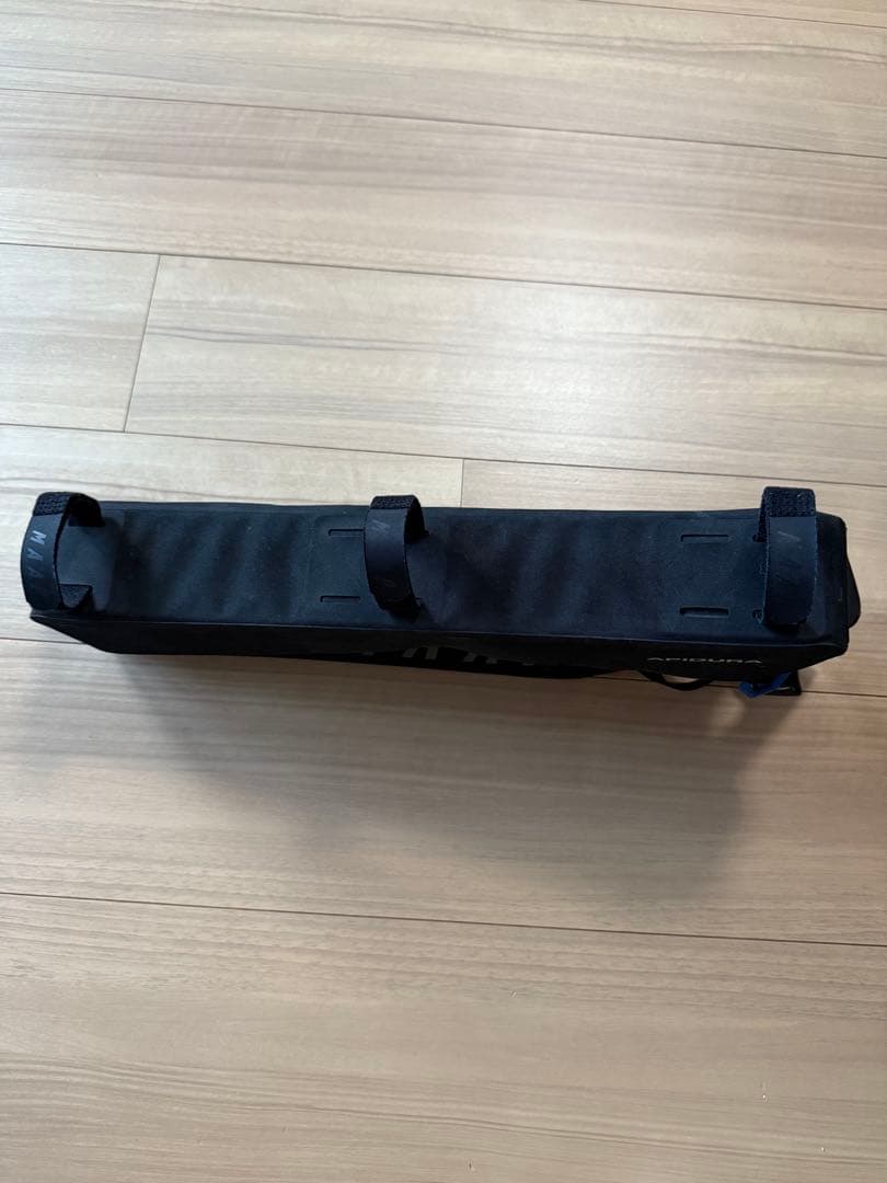  x Apiduraフレームバッグ