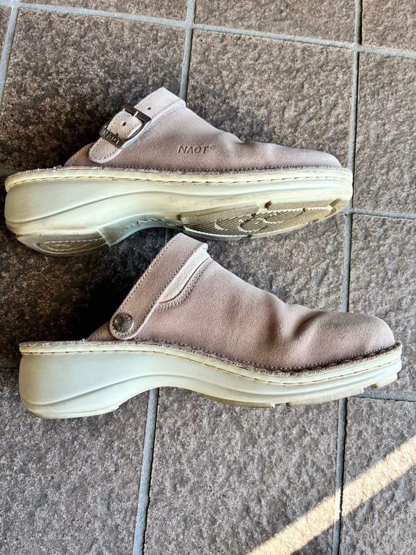 Naot ベージュ アイリス　37