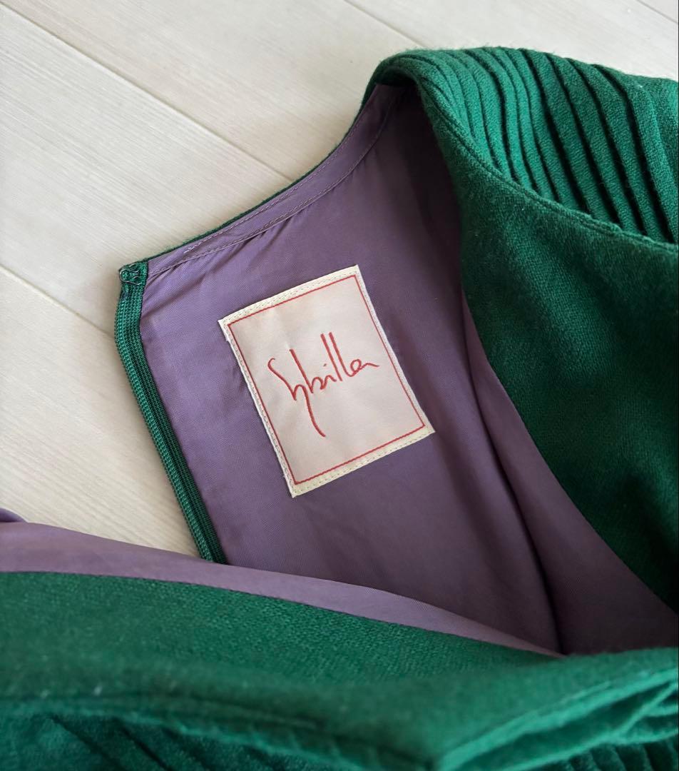 シビラ　グリーンロングワンピース