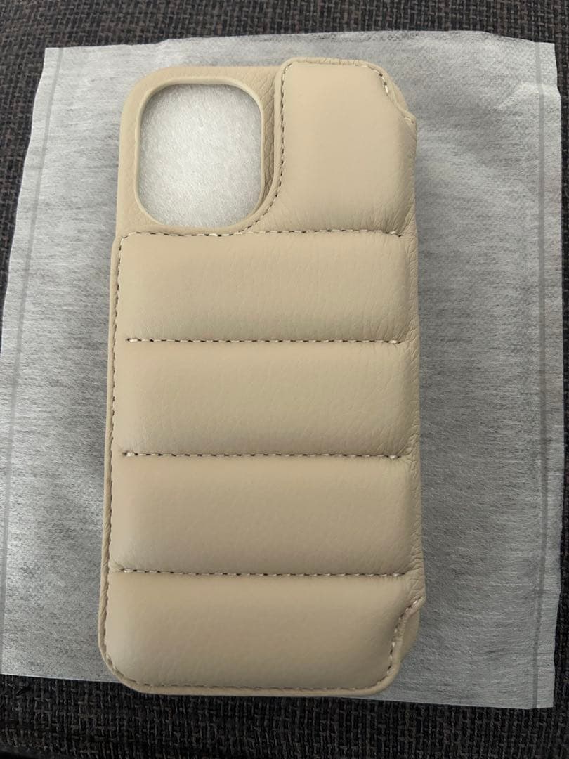 DEMIU iPhone 17用スマホケース ベージュ