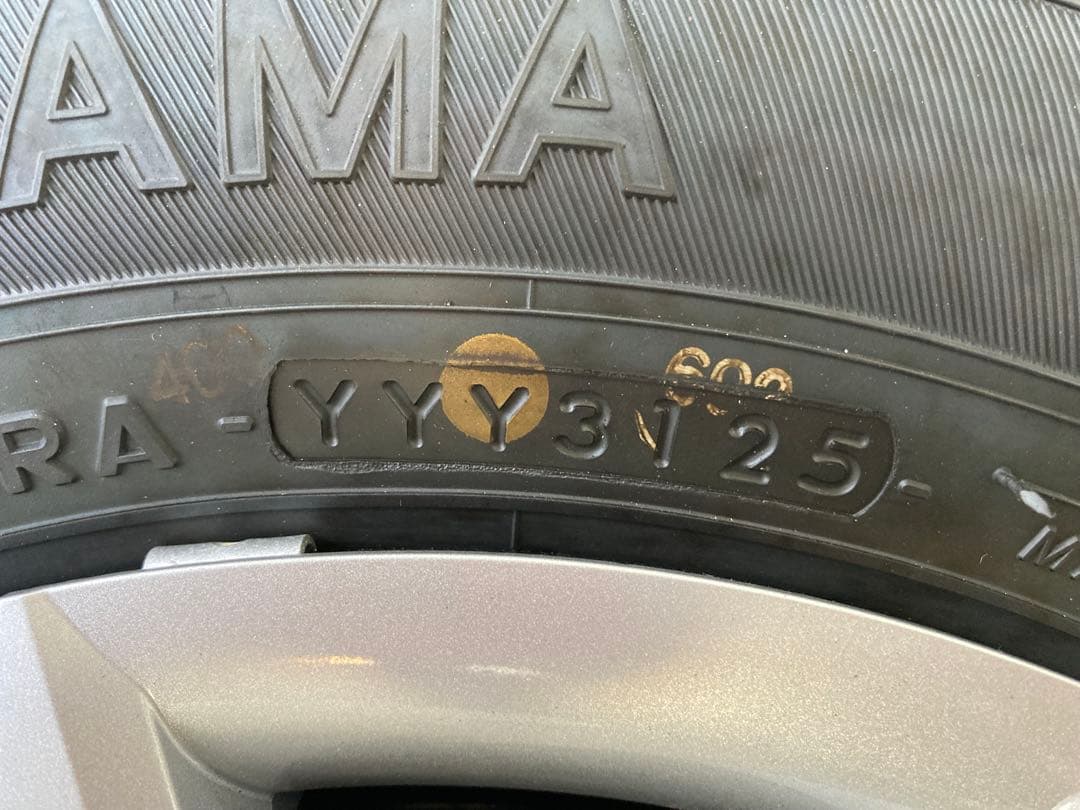 アトレー 新車外し 145/80R12 タイヤ ホイール セット キャップ付き