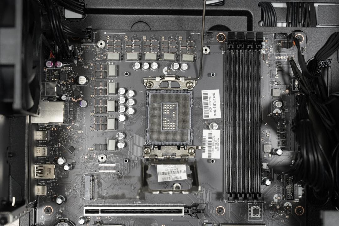 HP ENVY TE02　PCケース　マザーボード Z790