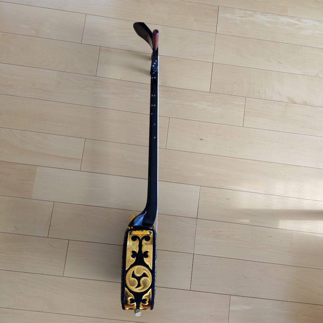 三線本体 黒・金・蛇柄 専用ケース付き　教則本