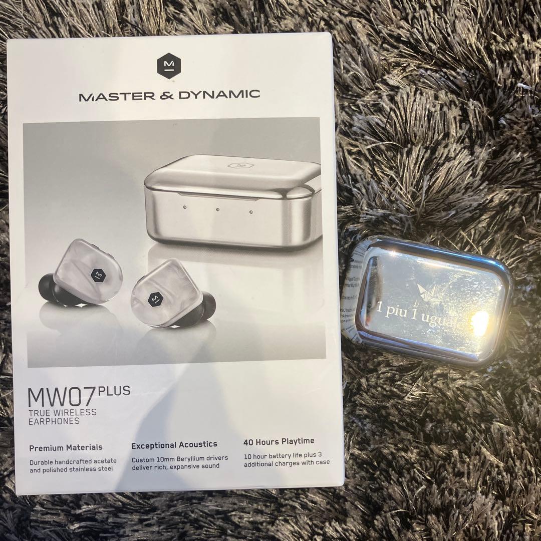 MW07 PLUS ワイヤレスイヤホン 1 piu 1 uguale 3 コラボ