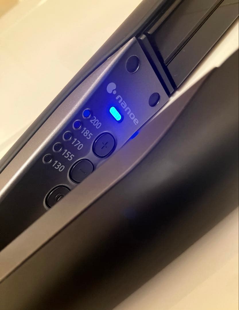 Panasonicアイロン ナノケア EH-HS0J