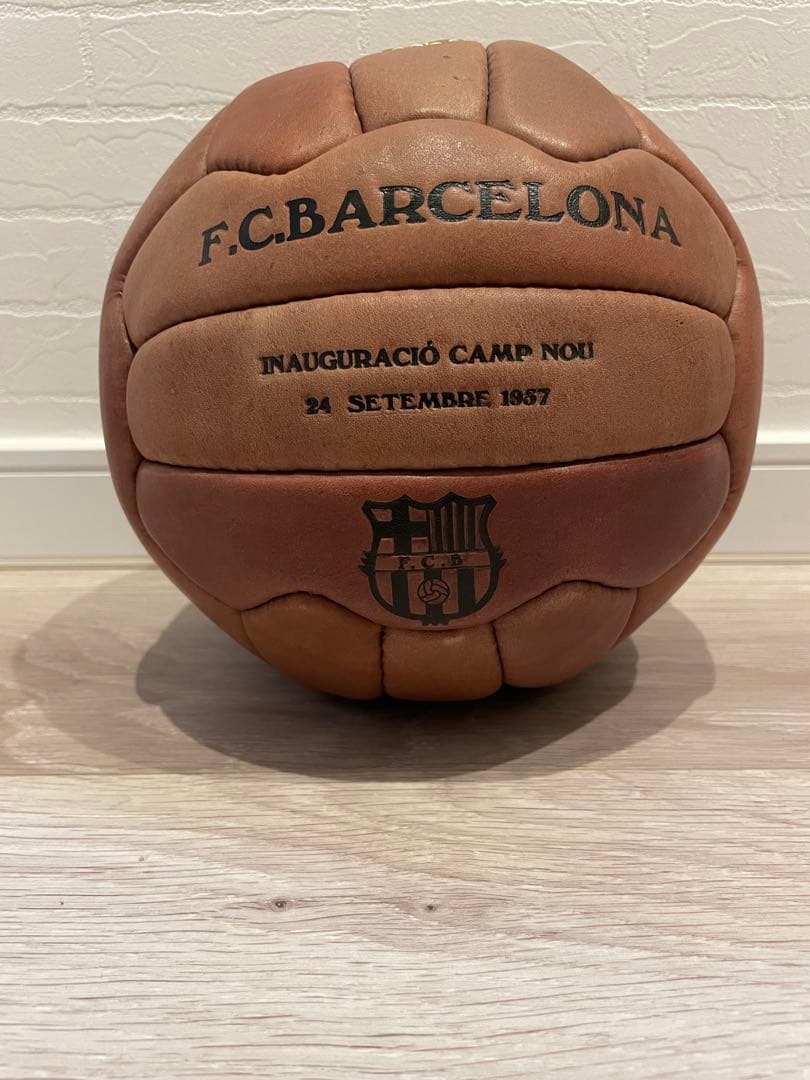 【FCバルセロナ】カンプノウ完成記念クラシックボール＜復刻版＞