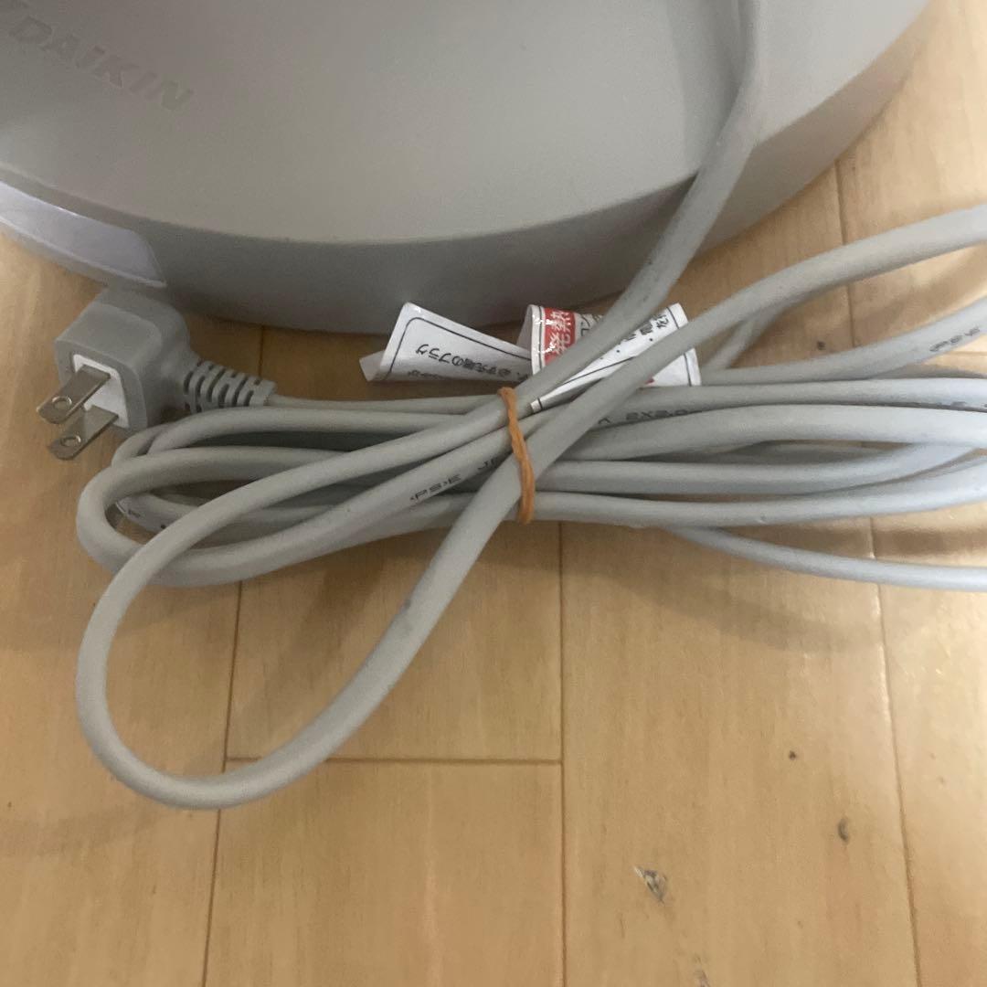 DAIKIN ダイキン 遠赤外線暖房機 セラムヒート ERFT11XSE8