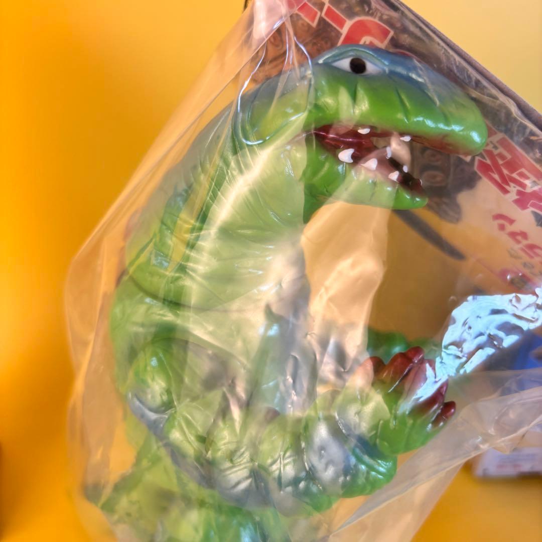 ブルマァク　デットン　グリーン　ソフビ　帰ってきたウルトラマン