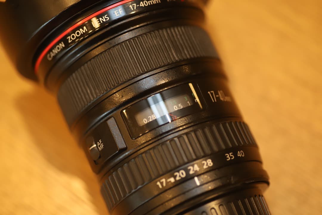 【程度良好】キヤノン Canon EF 17-40mm F4 L USMフード付