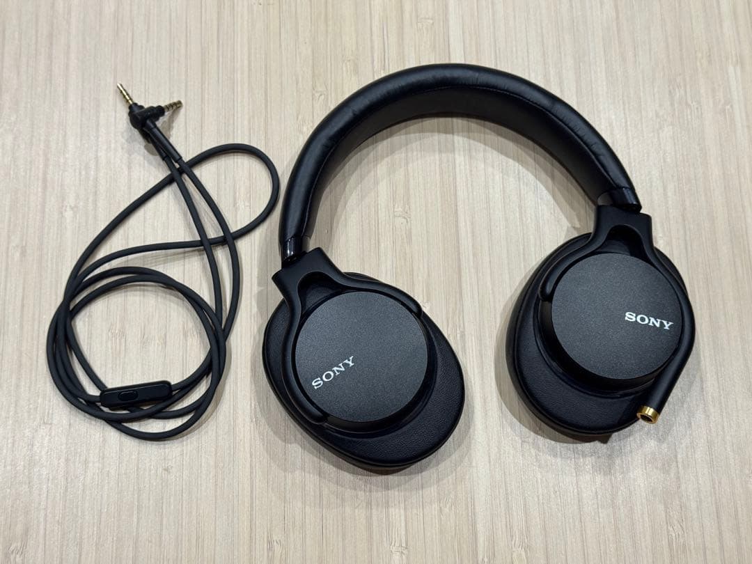 ヘッドホン SONY MDR-1A M2