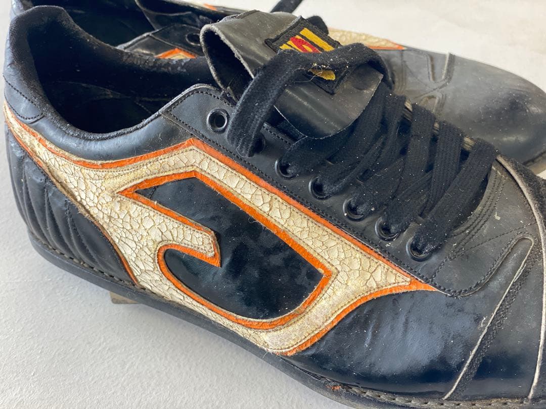 読売ジャイアンツ 桑田真澄実用 革底エナメルスパイク 縫い付けP革付き