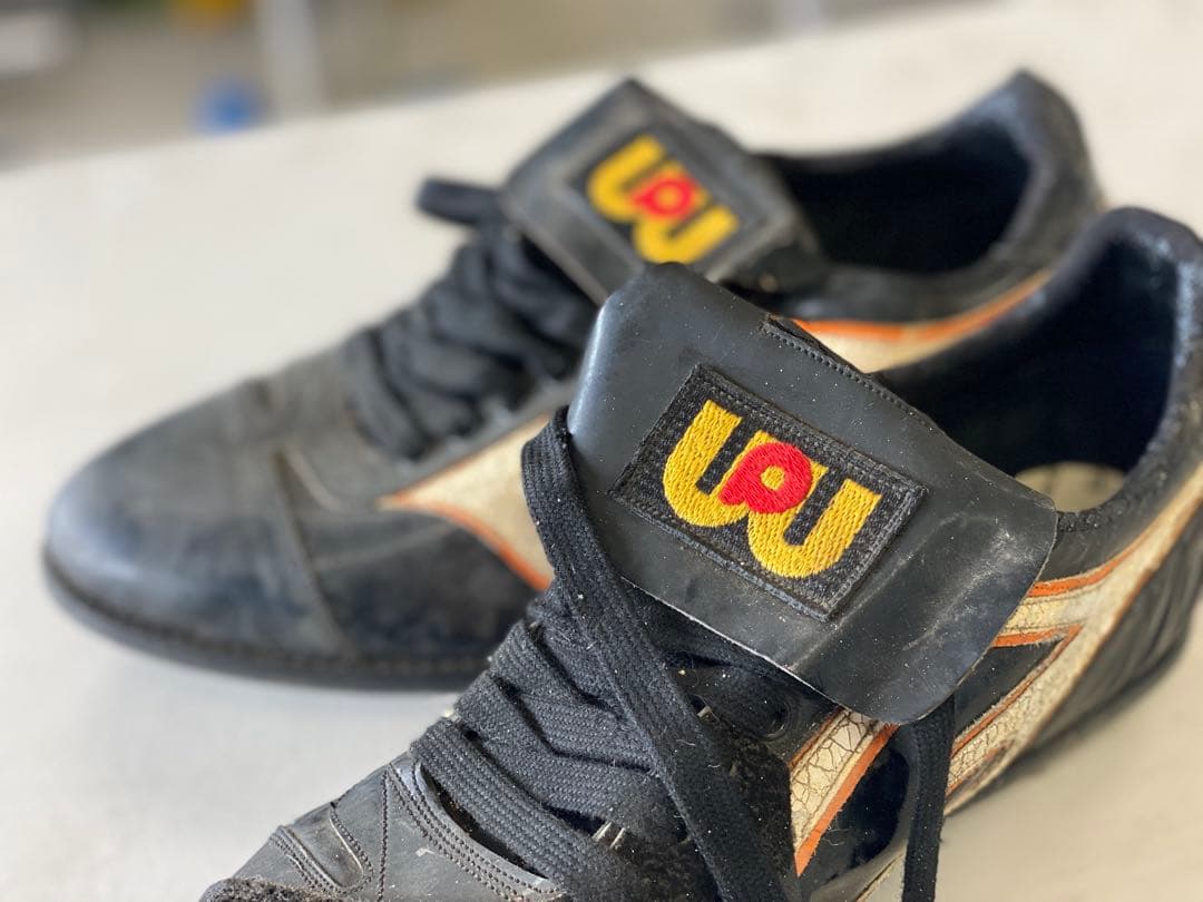 読売ジャイアンツ 桑田真澄実用 革底エナメルスパイク 縫い付けP革付き