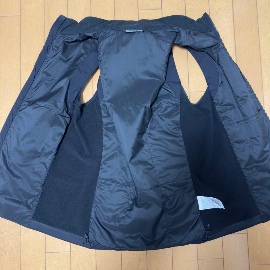 アークテリクス アトムLt ベスト Sサイズ