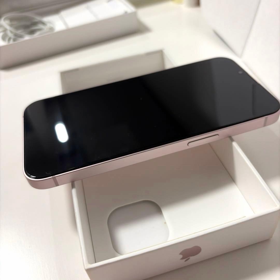 極美品Apple iPhone13 128GB ピンク バッテリー82%