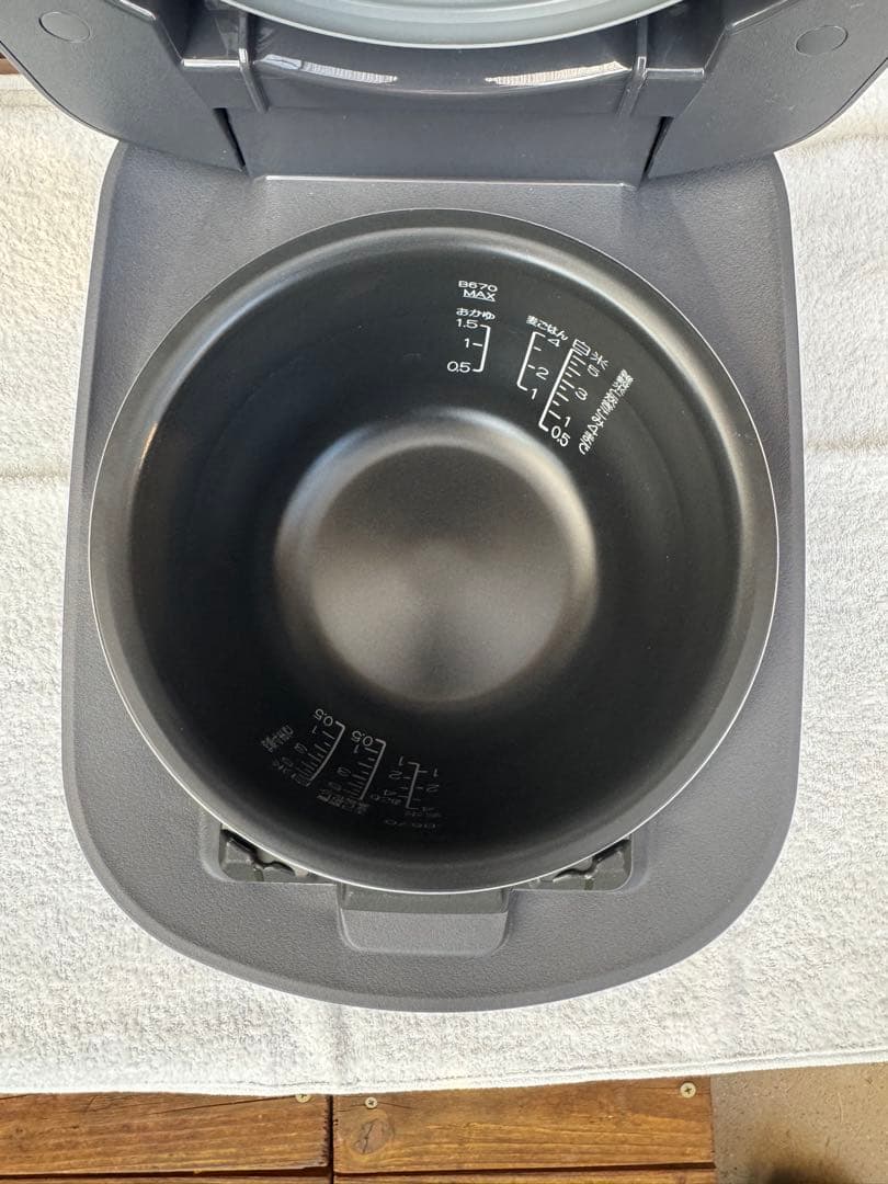 高級炊飯器　NW-NA10 ブラック　限定品　未使用　展示品　最終値下げ　保証付