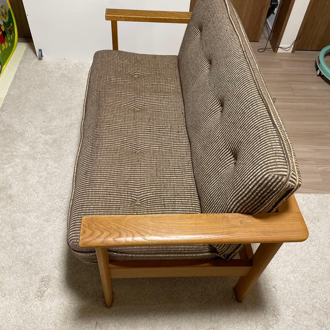 テクナ　2人掛けソファー