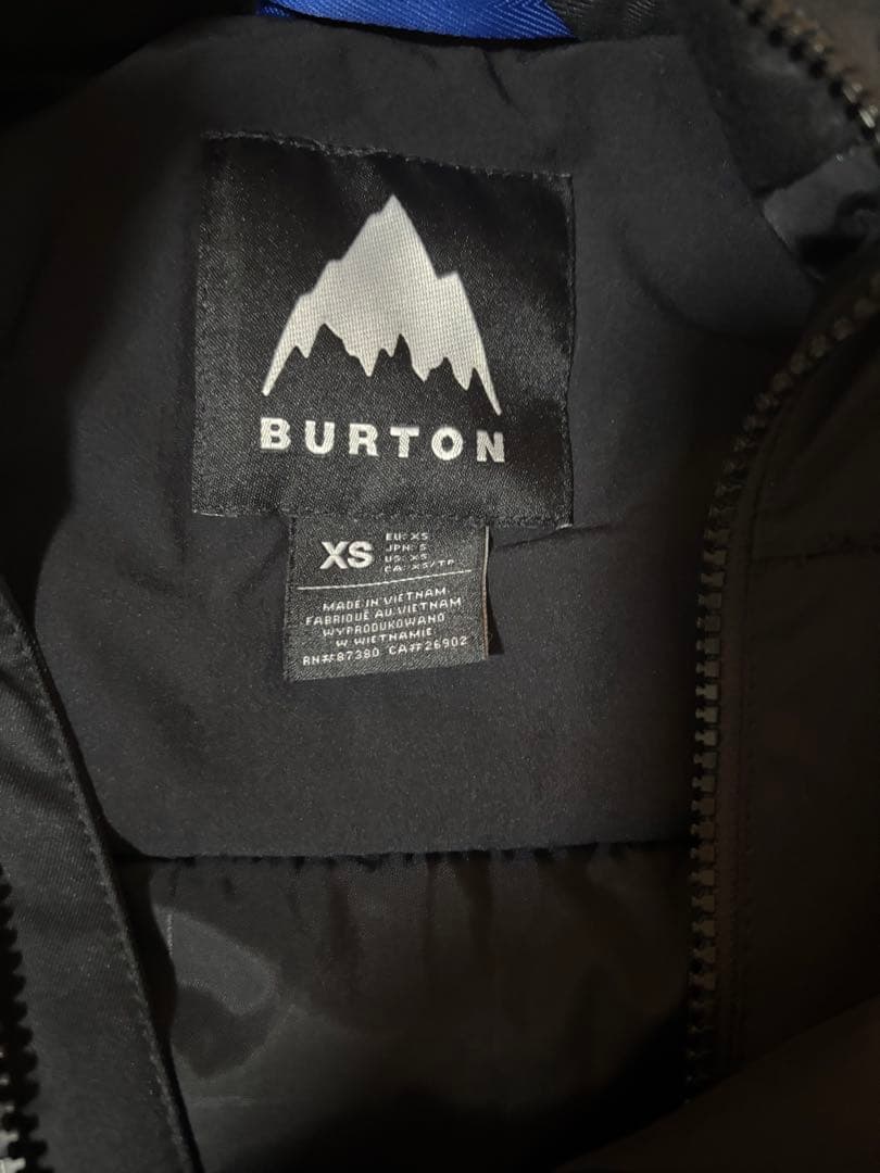 BURTONブラック フード付きジャケット