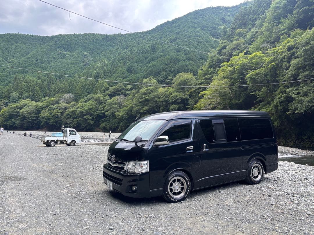 16インチ ハイエース　ハヤシレーシング バリ溝　2