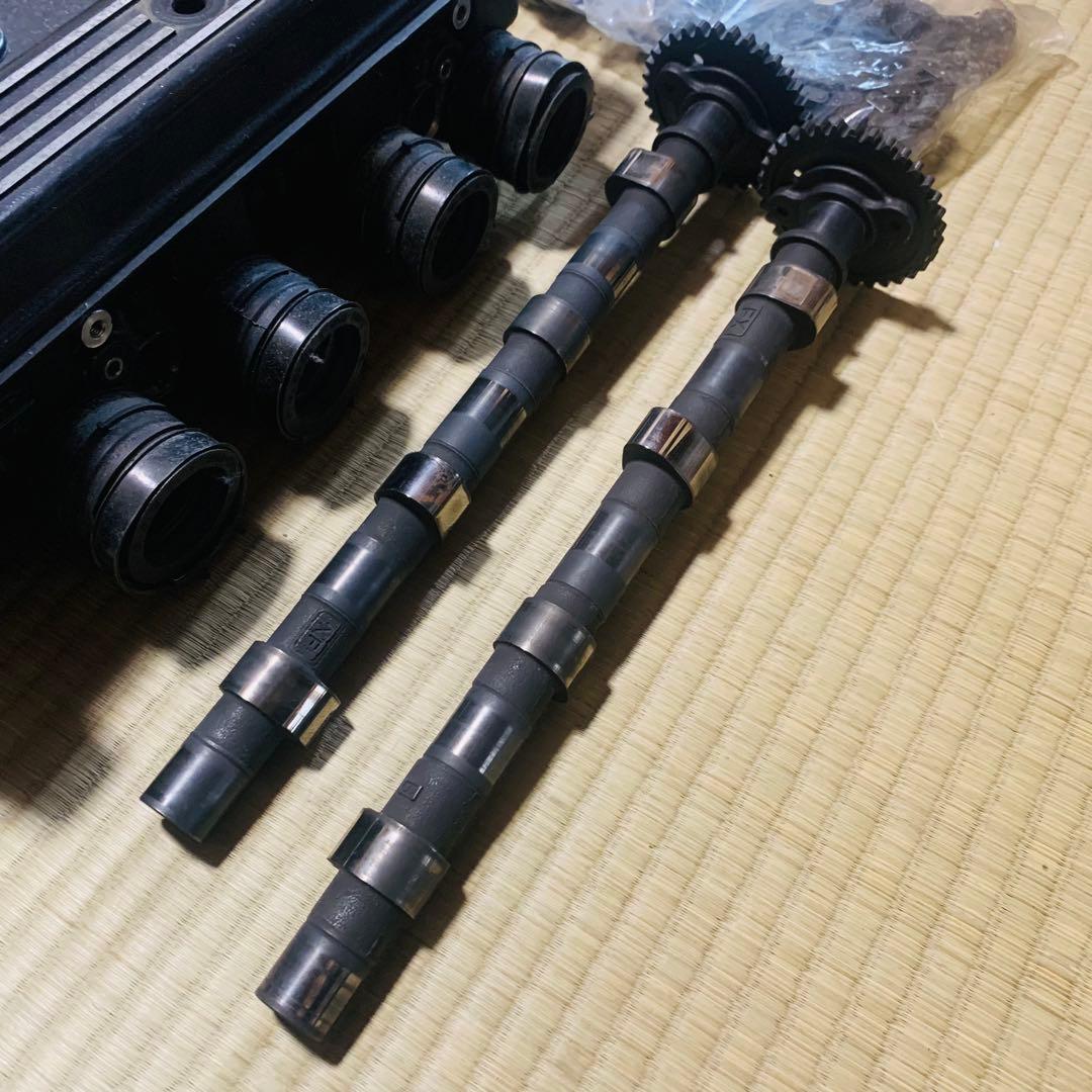 KAWASAKI GPZ900R シリンダーヘッド へッドカバー カムシャフト