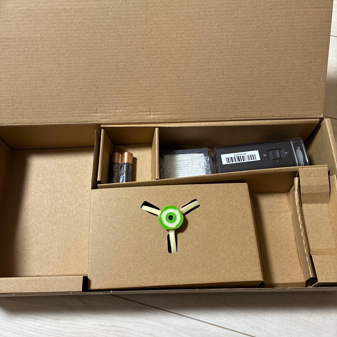 iRobot Roomba i7+ ロボット掃除機本体＋クリーンベース