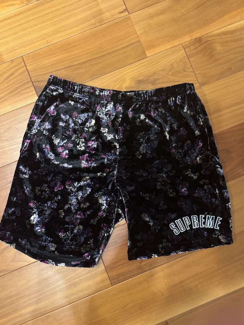 supreme ショートパンツ Floral Velour Short