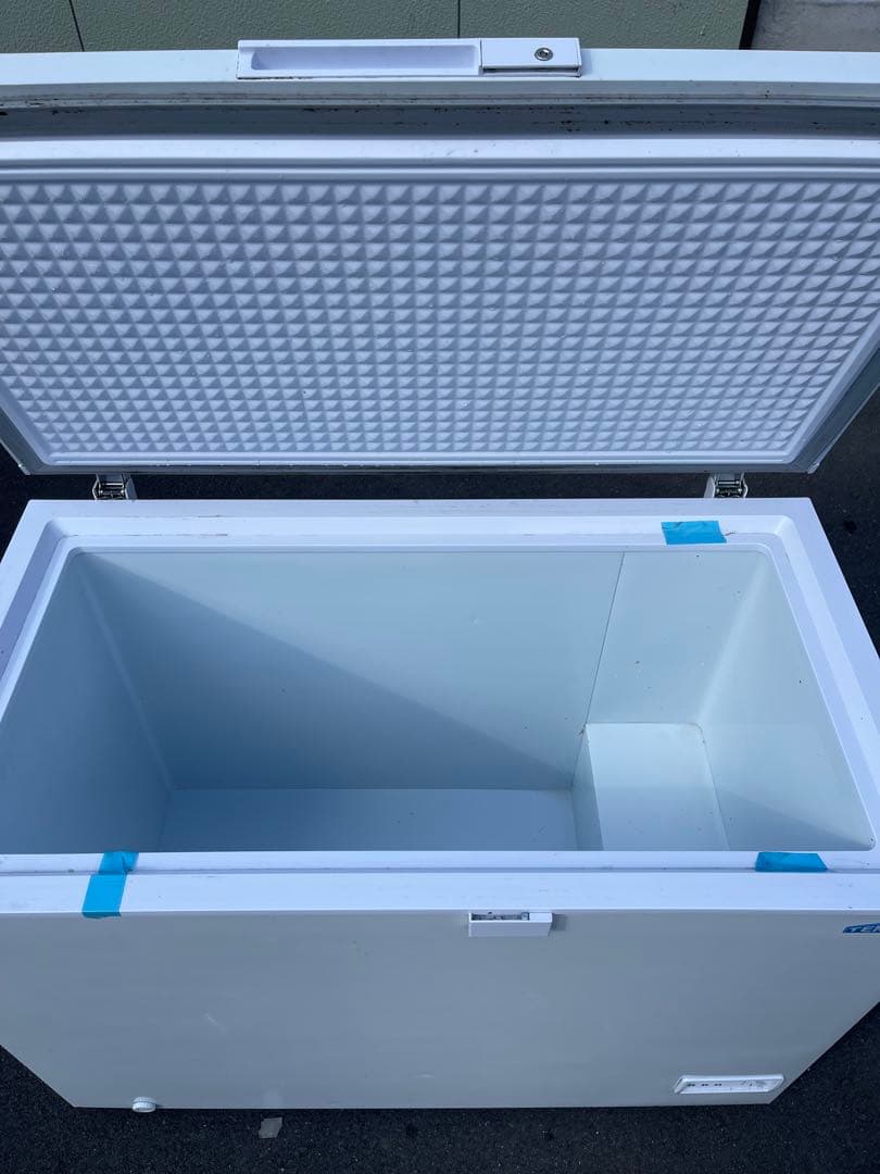 TBCF-282-RH 冷凍ストッカー 282L ホワイト