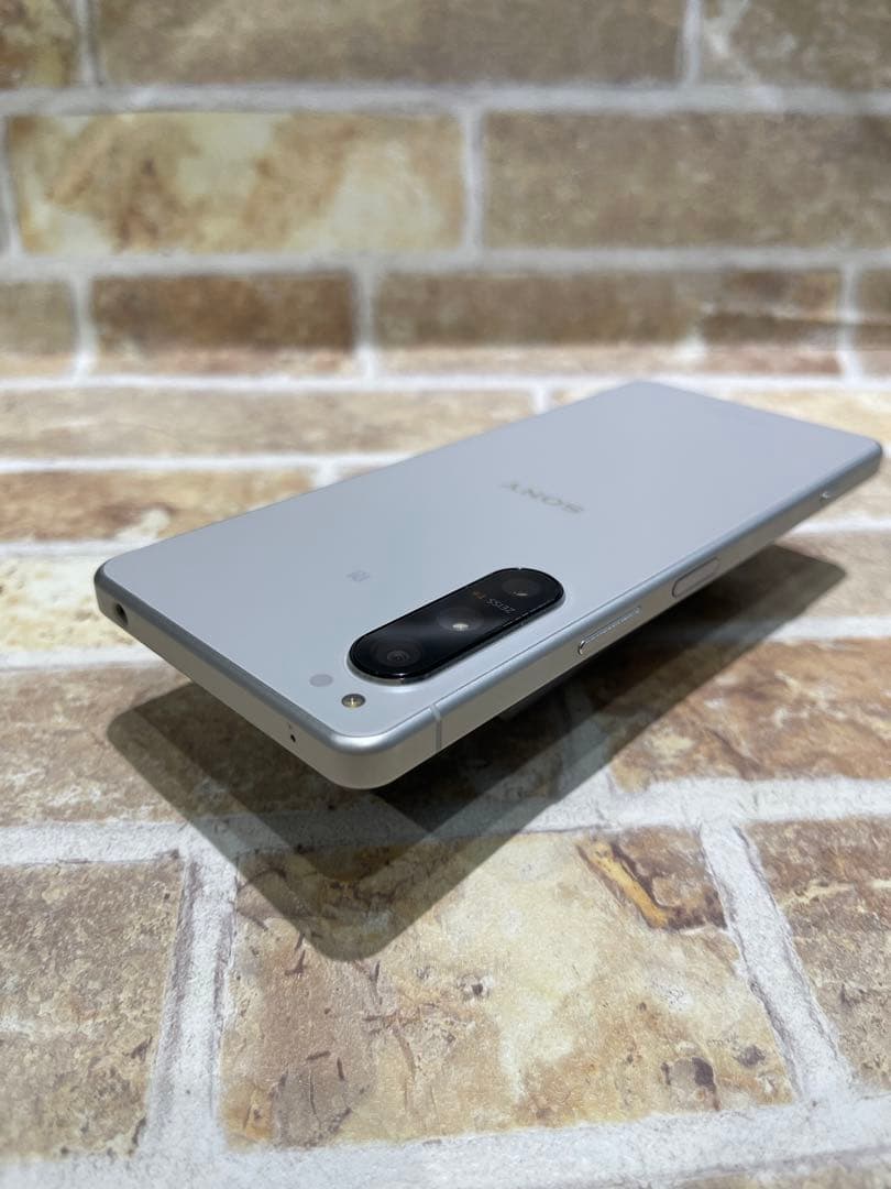 SIMフリー Xperia 5 Ⅳ 128GBエクリュホワイト 電池良好