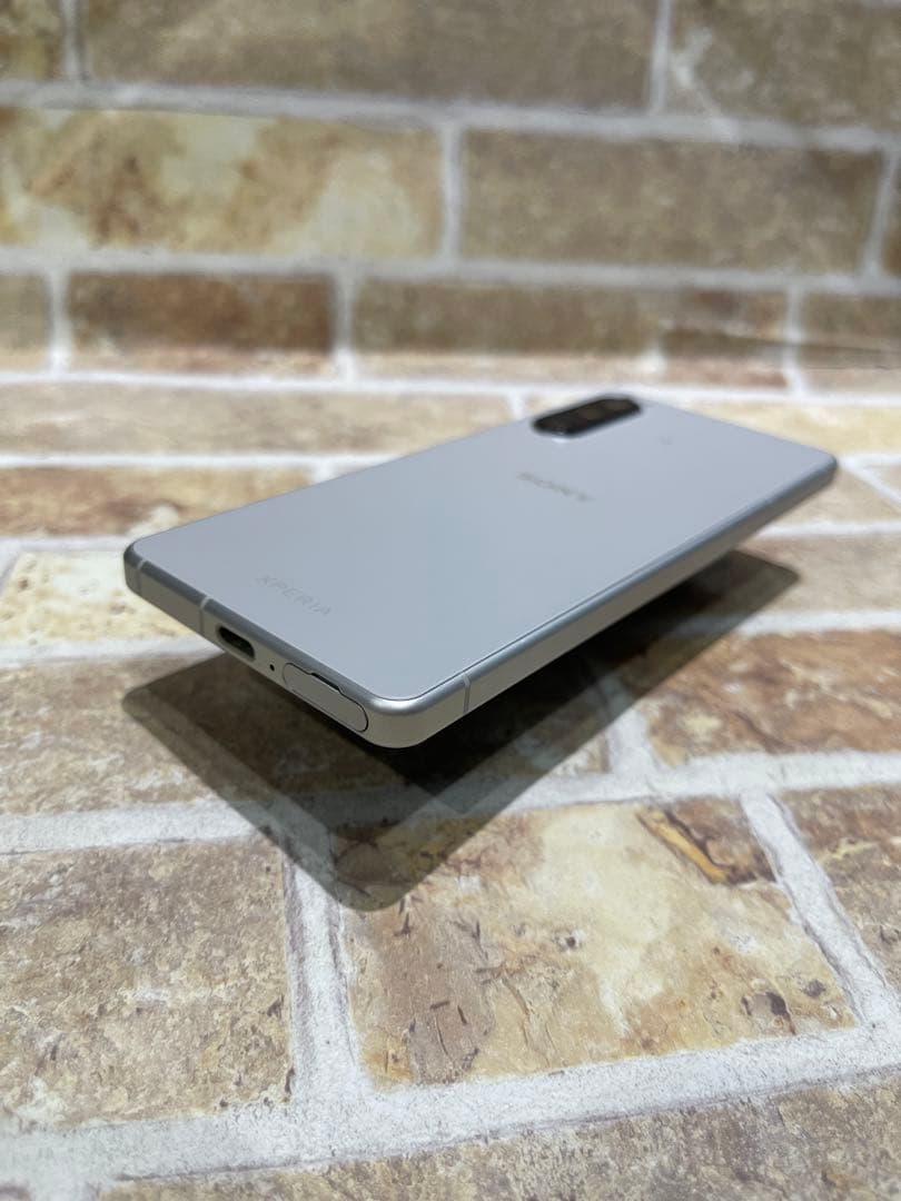 SIMフリー Xperia 5 Ⅳ 128GBエクリュホワイト 電池良好