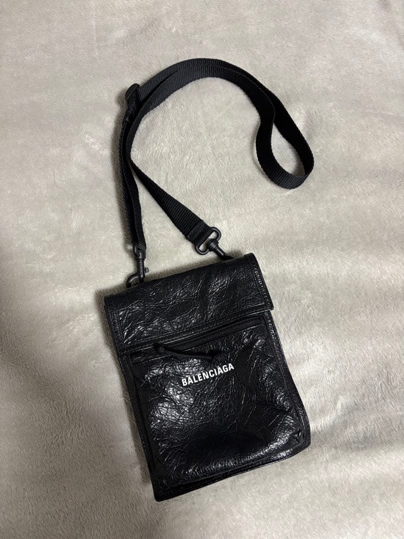 2/5限定価格！！BALENCIAGA ブラックショルダーバッグ！！！