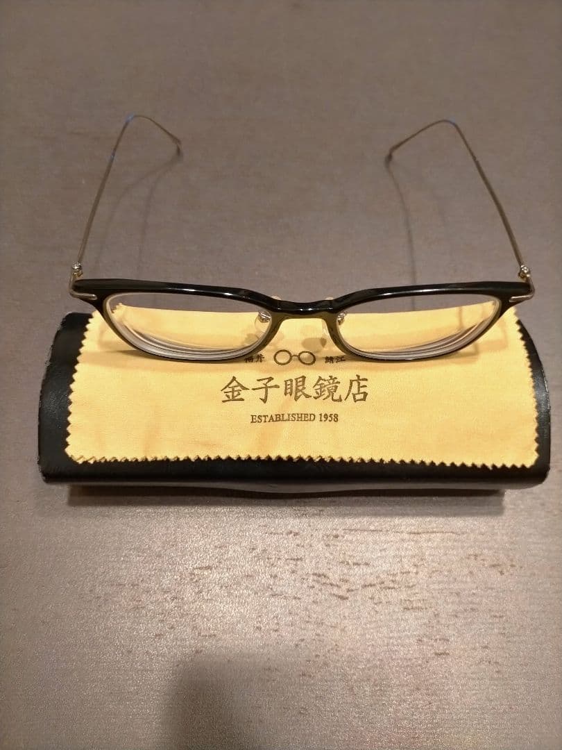 金子眼鏡　メガネ