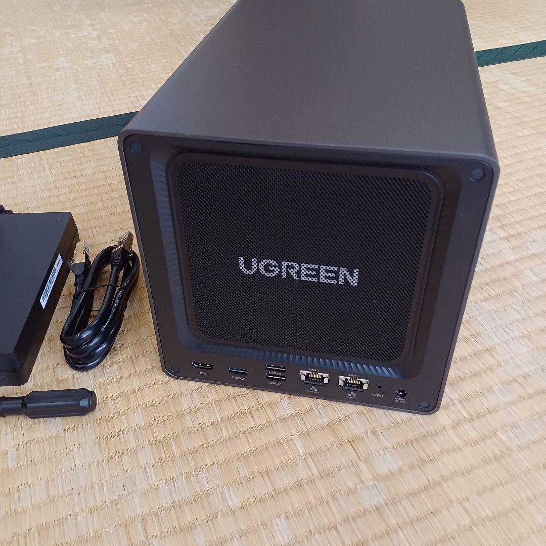 UGREEN DX4800 Plus NAS 4ベイ