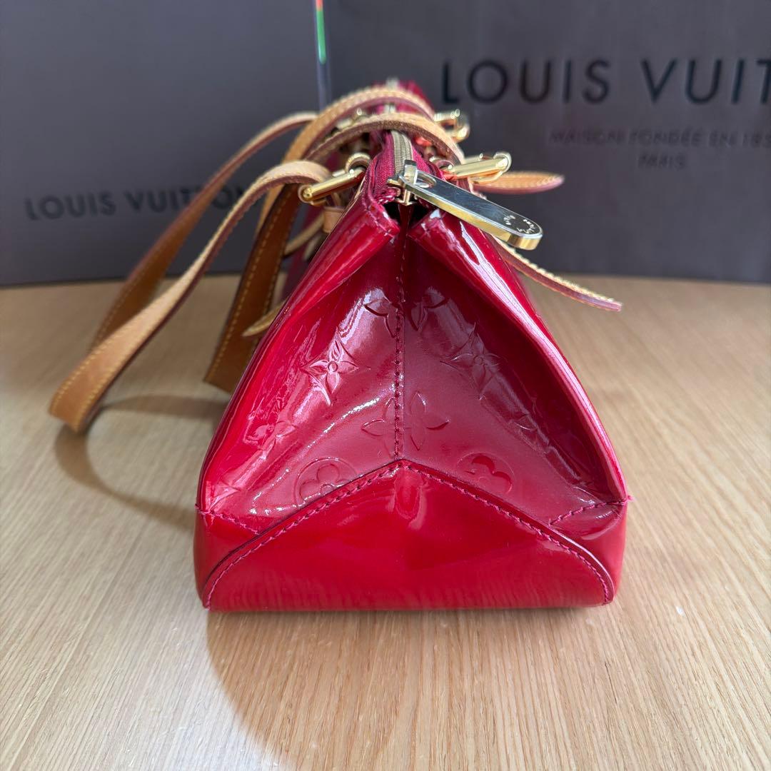 LOUIS VUITTON ローズウッド アヴェニュー モノグラム