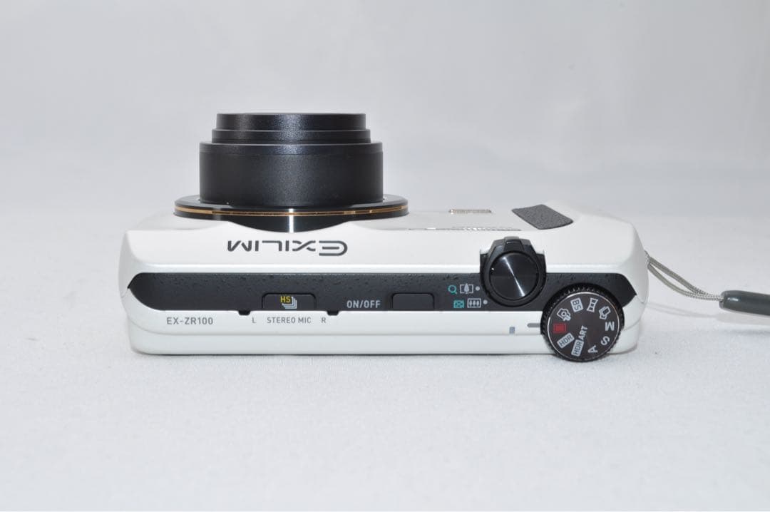 ☆美品☆ CASIO カシオ EX-ZR100 コンパクト デジタル カメラ