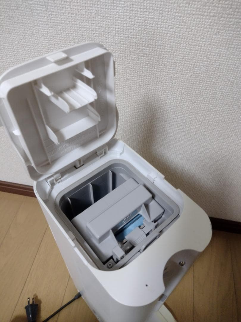 パナソニック★掃除機★MC-NS10K★2022年製★バッテリーの状態良好★1