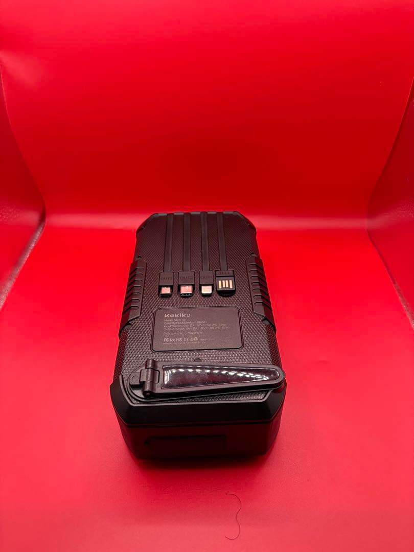 50000mAhの超大容量モバイルバッテリー。