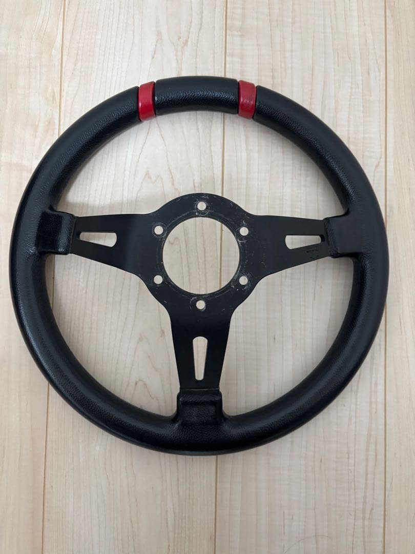 MOMO ステアリング ドリフティング DRIFTING 33パイ