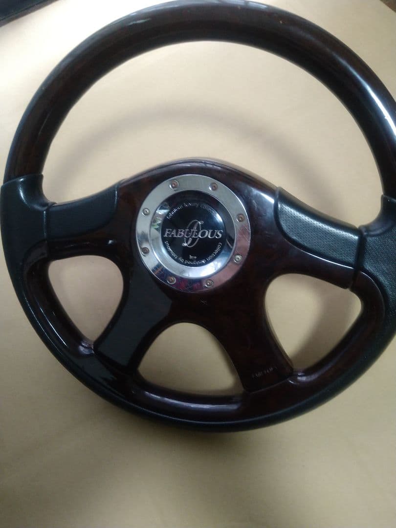 Fabulous ステアリングホイール ダークウッド