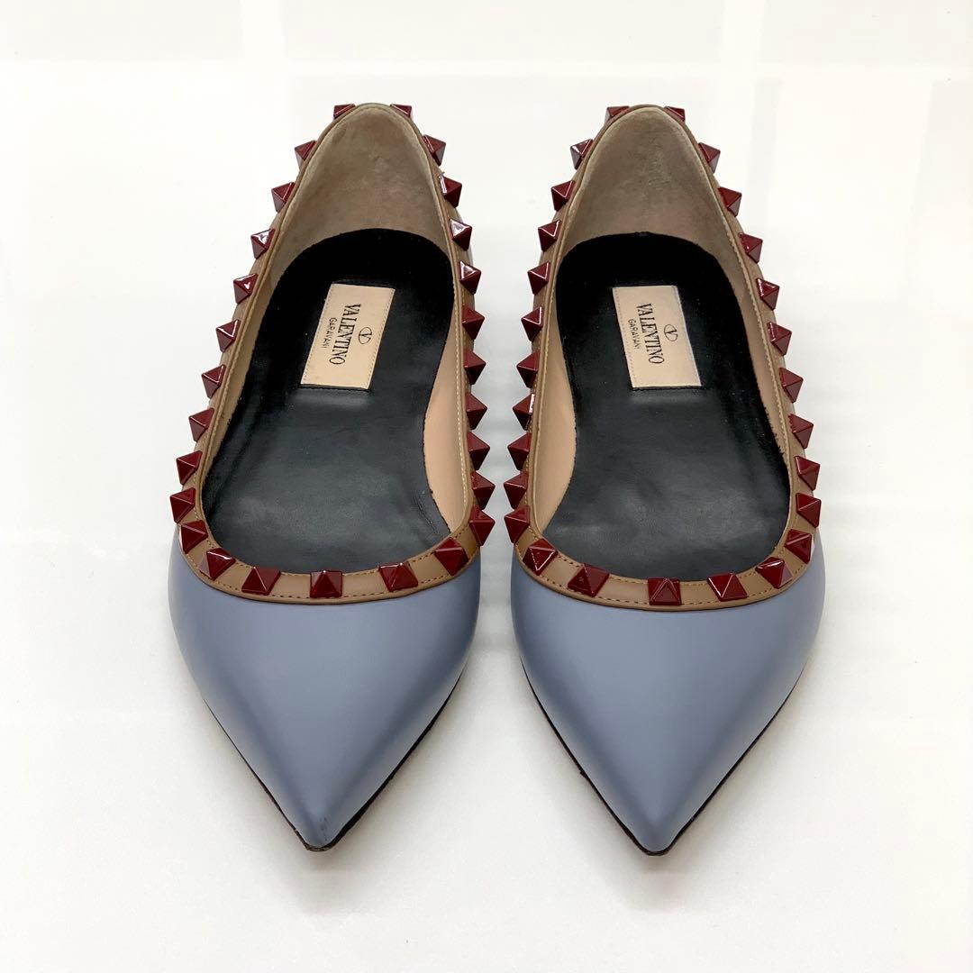 ヴァレンティノ ロックスタッズ レザー フラットパンプス ブルー系