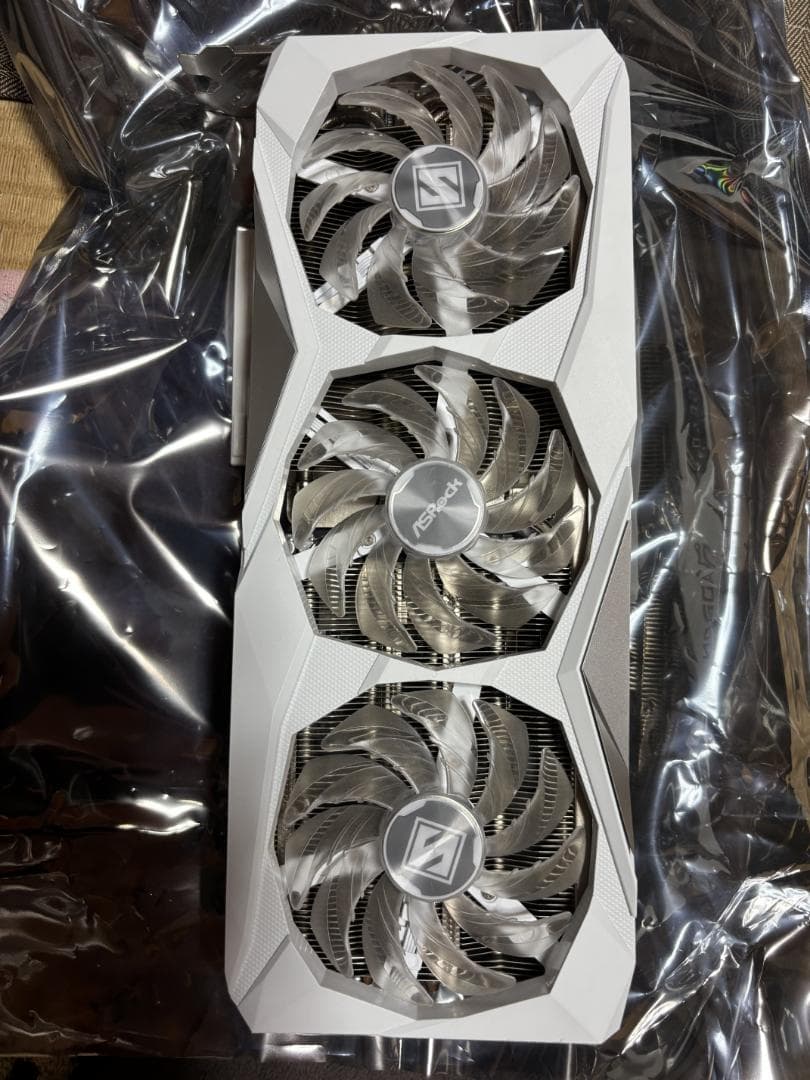 グラフィックボード・グラボ・ビデオカード ASRock Radeon RX 7700 XT 12GB