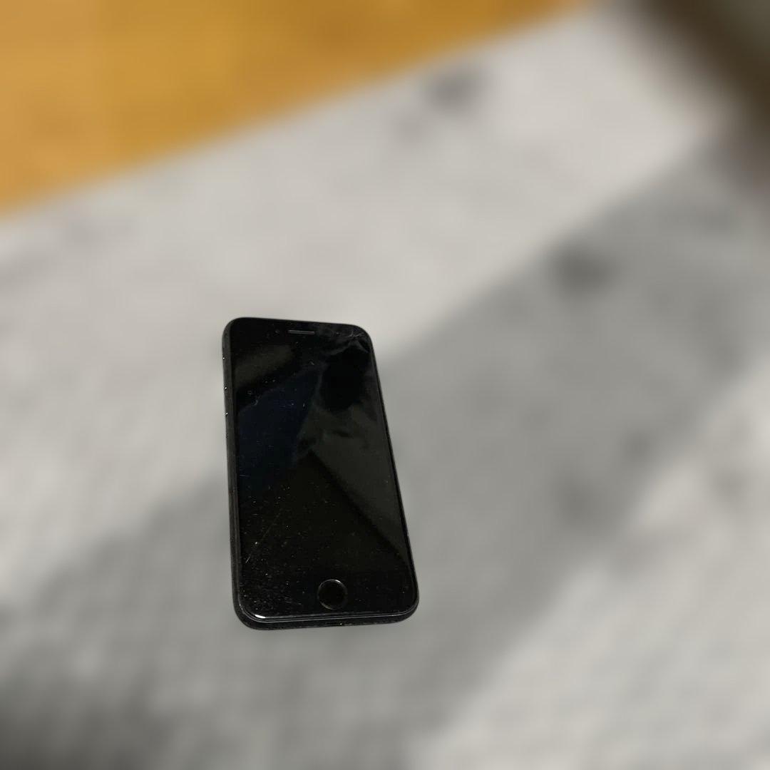 スマートフォン本体 iPhone8 64G